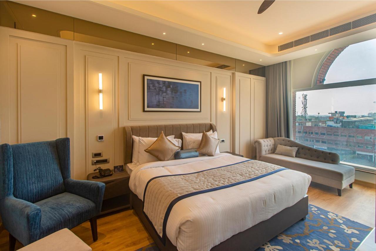 Hotel The Cove Wing Panchkula Exteriér fotografie