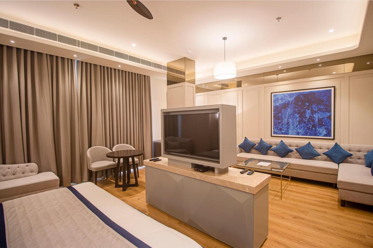 Hotel The Cove Wing Panchkula Exteriér fotografie